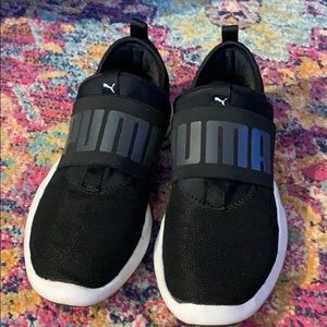 Puma memory foam sneakers